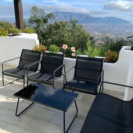 Spacious And Modern Ocean View Marbella