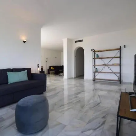 Spacious And Modern Ocean View Marbella アパート *