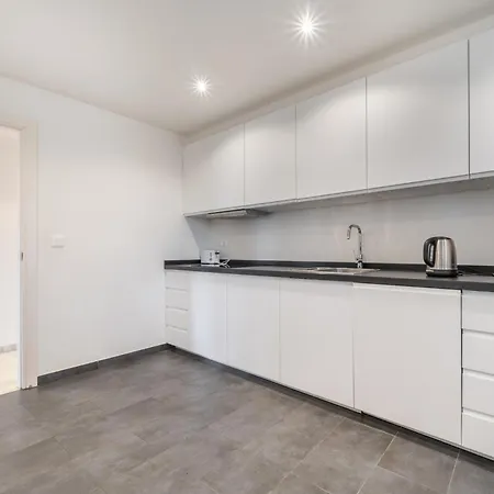 Sea & Mountain View Marbella شقة أُخين